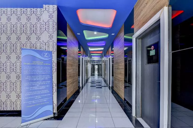ホテル Oyo 4010 Zaara Guest House Syariah
