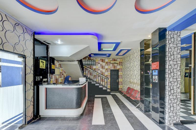 בית מלון כפרי Oyo 4010 Zaara Guest House Syariah