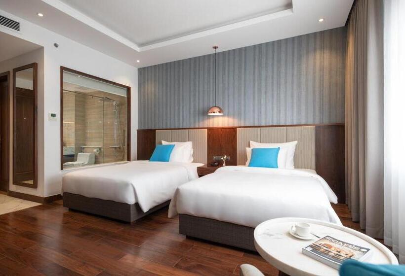 هتل D Lecia Ha Long