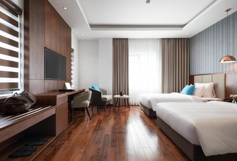 هتل D Lecia Ha Long