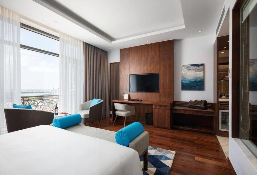 هتل D Lecia Ha Long