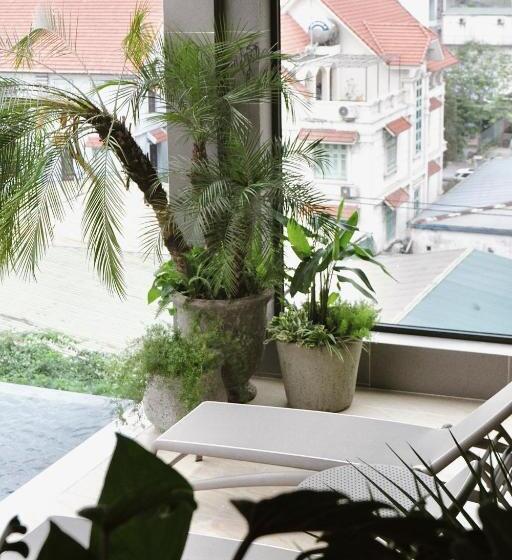 هتل D Lecia Ha Long