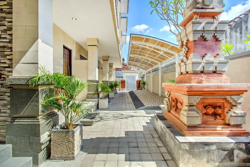 ホテル Oyo 3897 Fajar Guest House