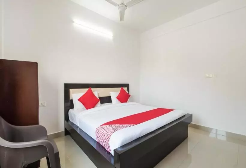 هتل Oyo 75496 New Srk Delights