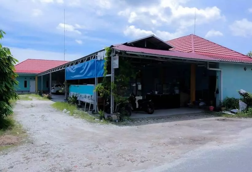 ホテル Penginapan Mba Ros