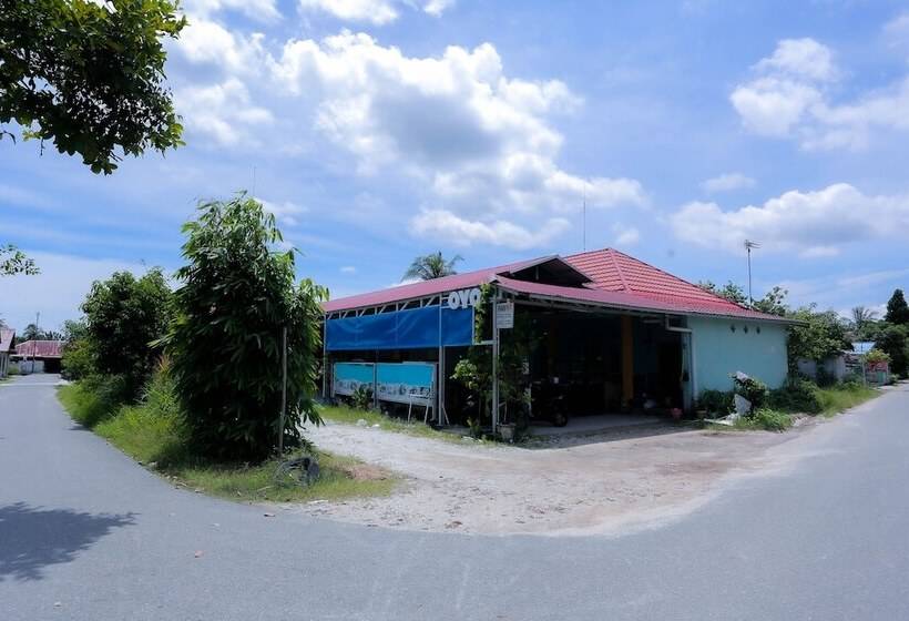 호텔 Penginapan Mba Ros