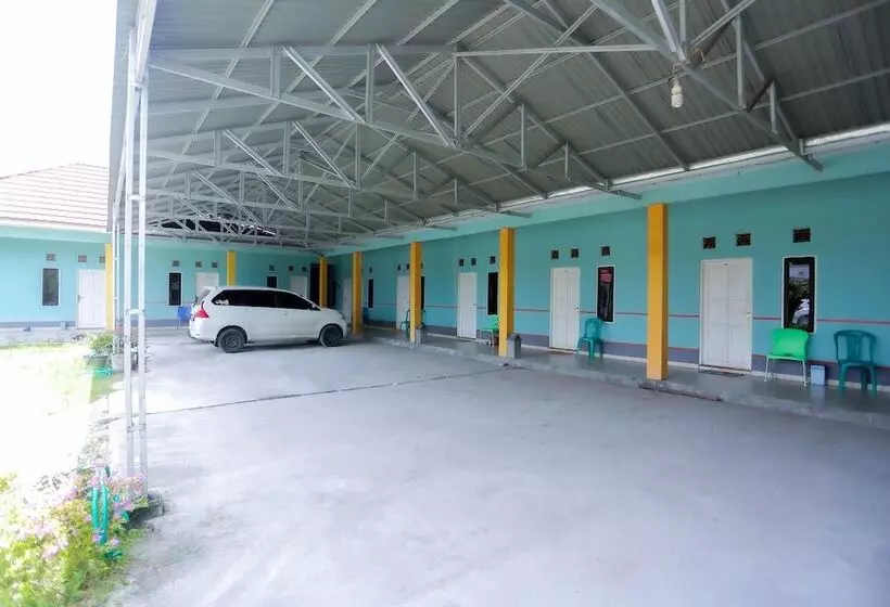 ホテル Penginapan Mba Ros