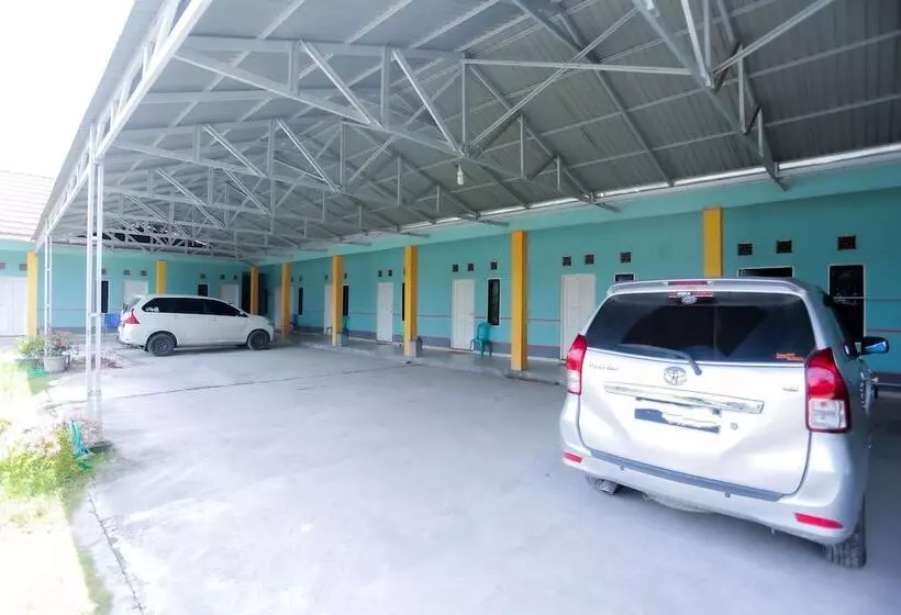 ホテル Penginapan Mba Ros