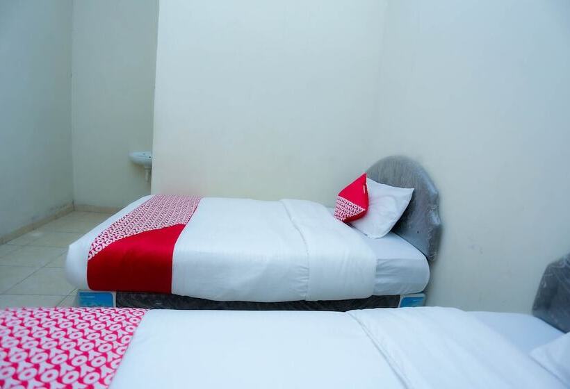 호텔 Penginapan Mba Ros