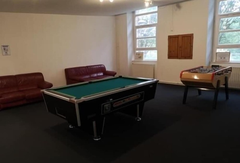 هاستل Auberge De Jeunesse Hi Amiens