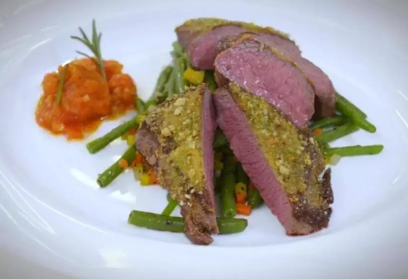 Castell Hotel & Restaurant