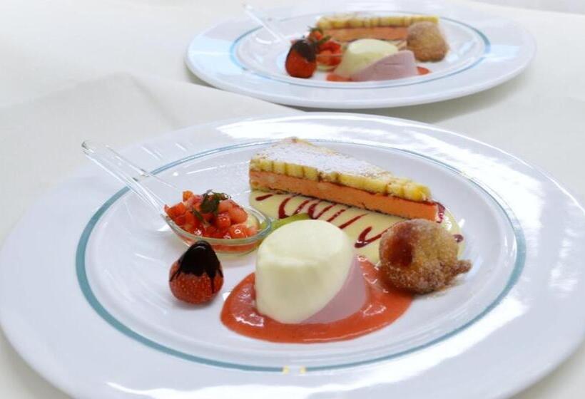 Castell Hotel & Restaurant