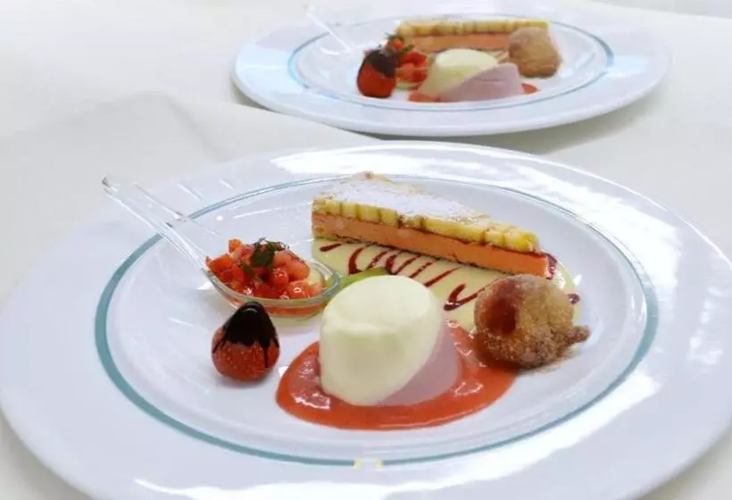 Castell Hotel & Restaurant