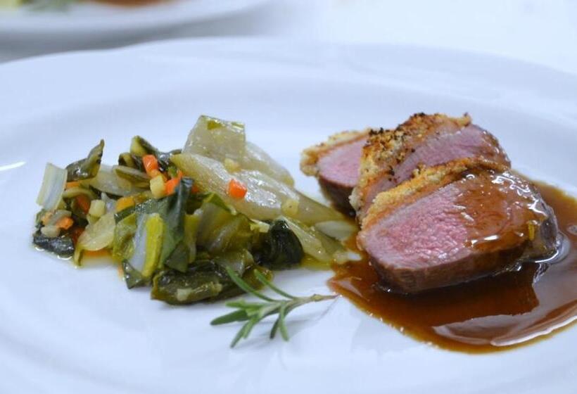 Castell Hotel & Restaurant