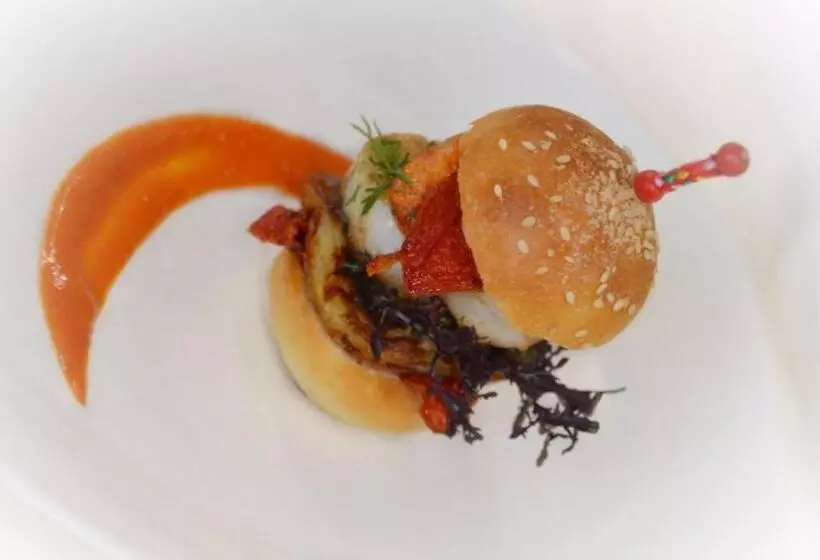 Castell Hotel & Restaurant