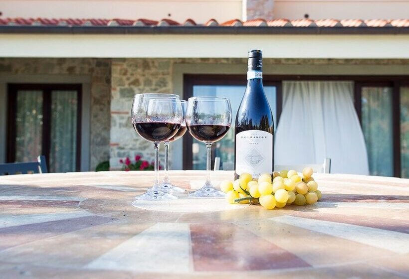 簡易ホテル Cortona Golf & Spa Resort