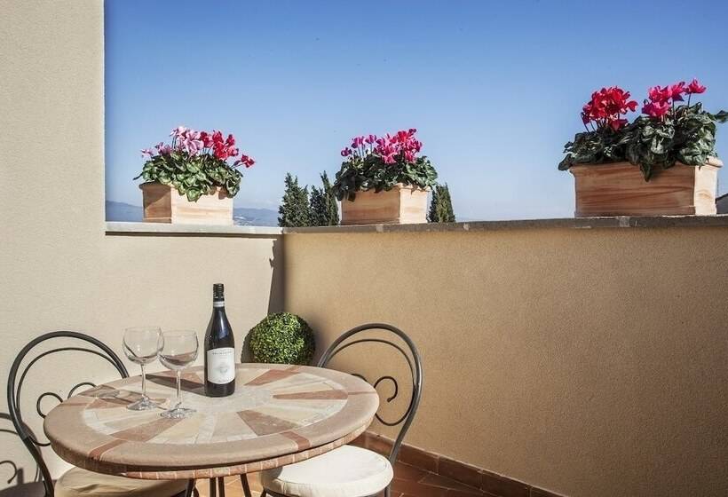 簡易ホテル Cortona Golf & Spa Resort