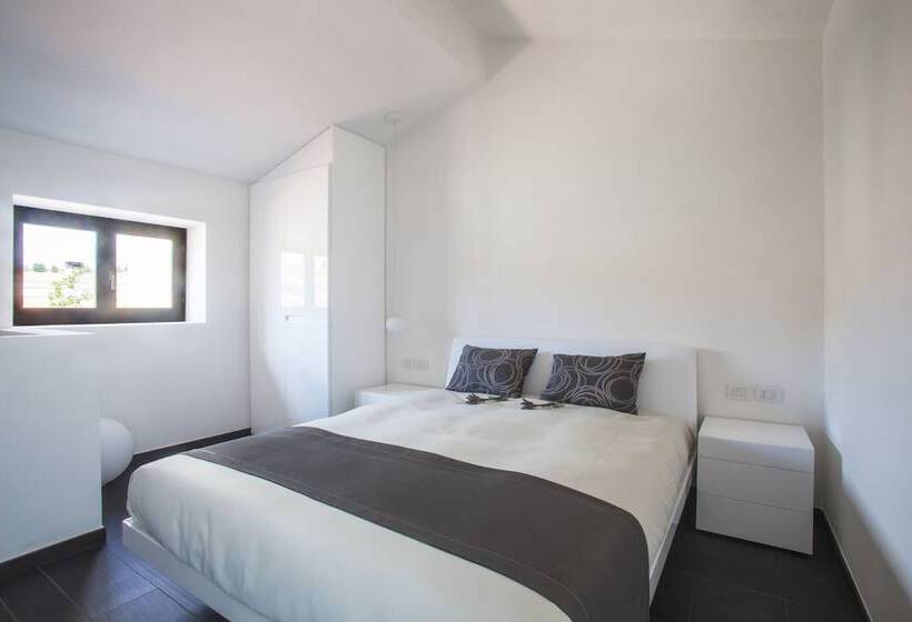 簡易ホテル Cortona Golf & Spa Resort