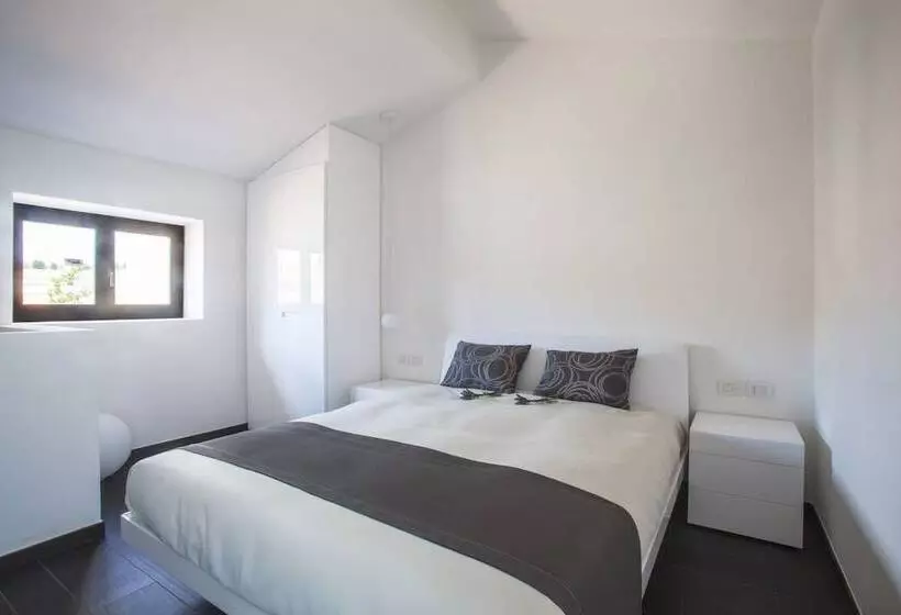 簡易ホテル Cortona Golf & Spa Resort