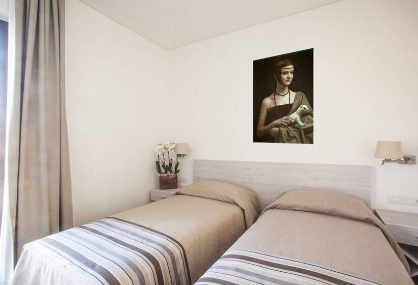 簡易ホテル Cortona Golf & Spa Resort