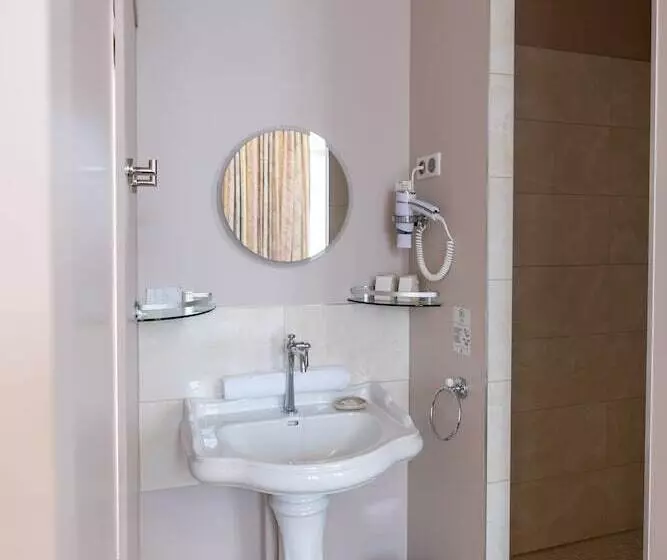 Hotelli Loysel Le Gaucher