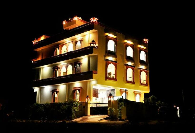 ホテル Omak Tiger Seven