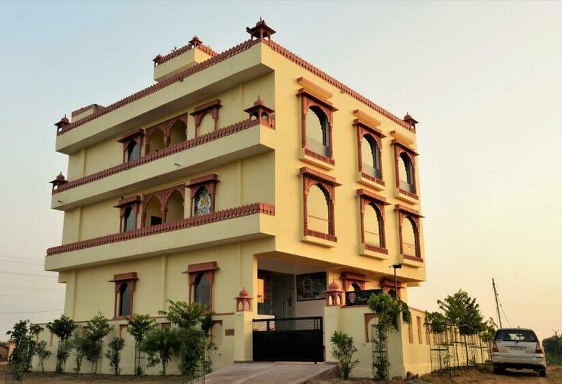 ホテル Omak Tiger Seven