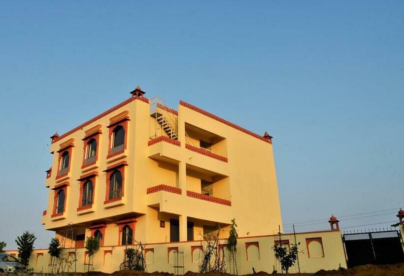 ホテル Omak Tiger Seven