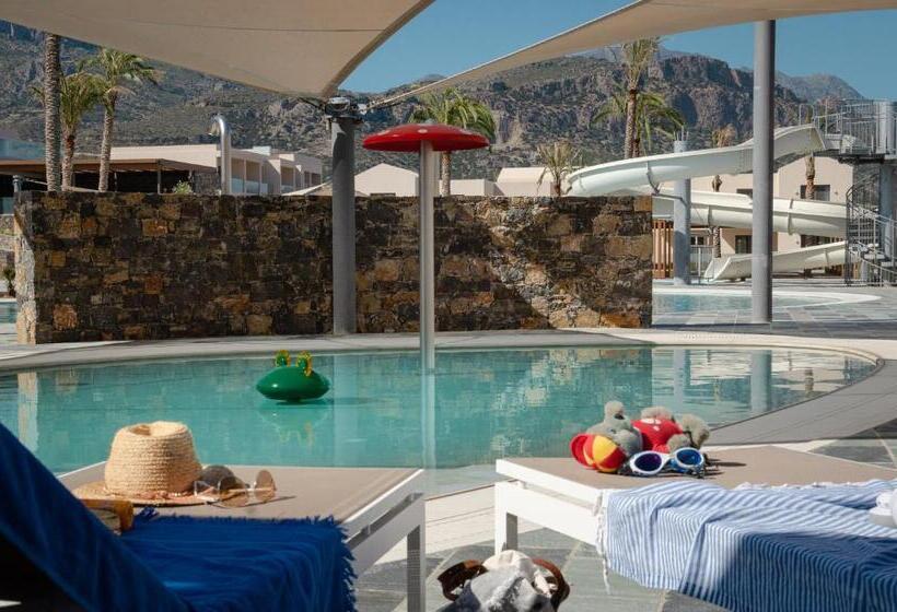 ホテル Robinson Ierapetra