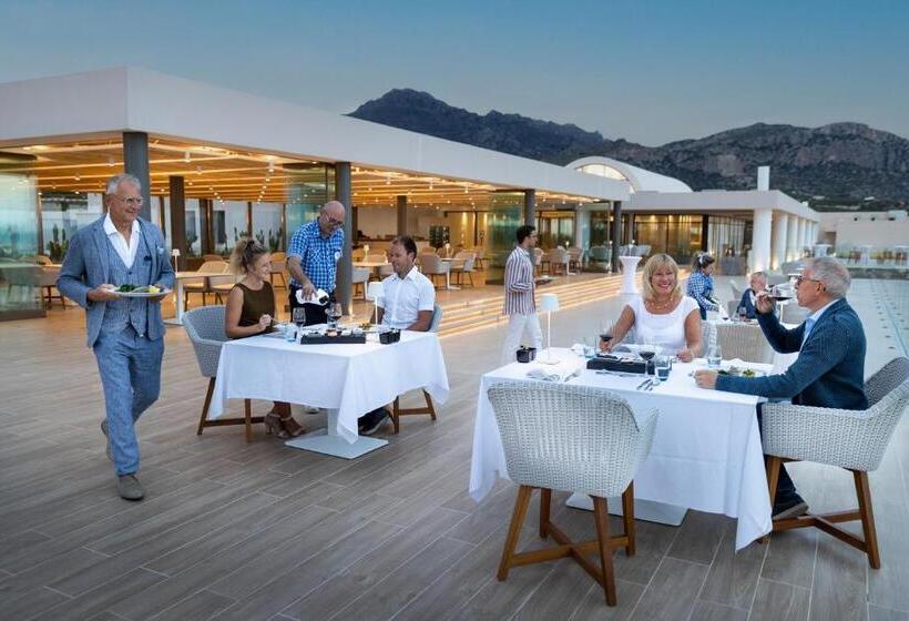 ホテル Robinson Ierapetra