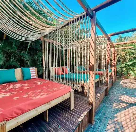 Kawan Bay Suites