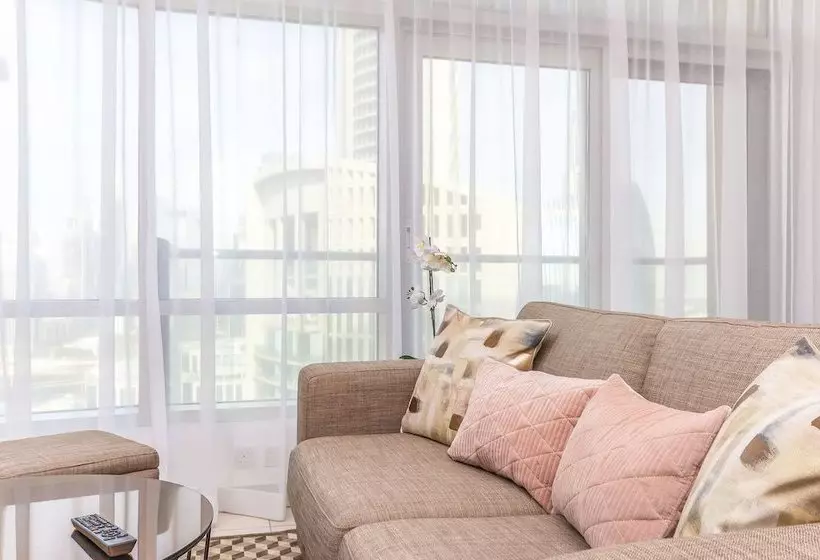 اقامتگاه Driven Holiday Homes  Loft East