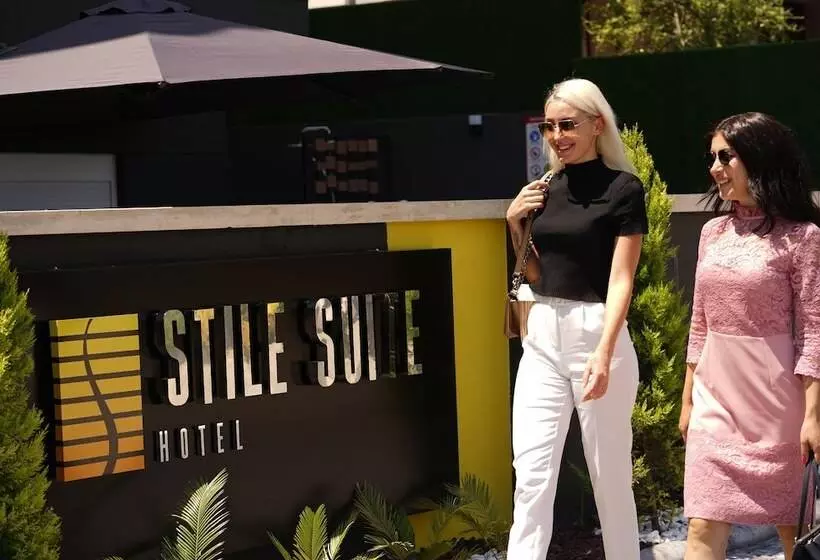 Stile Suite Family