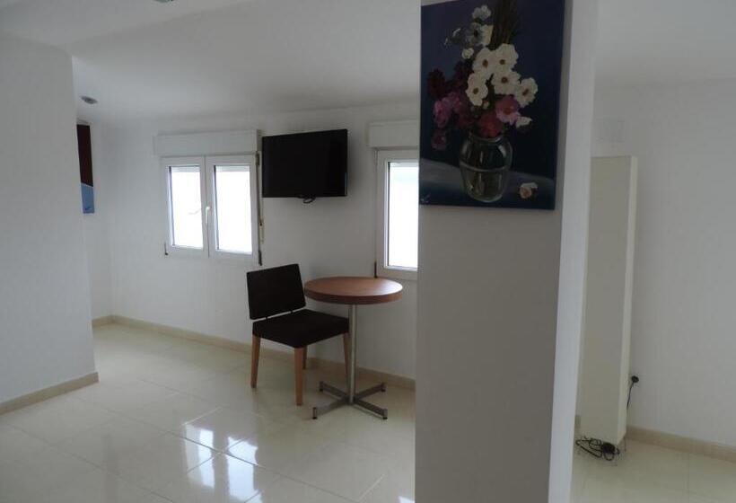 Albergue Pensión Cabo Da Vila