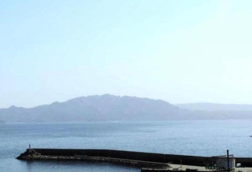 Albergue Pensión Cabo Da Vila