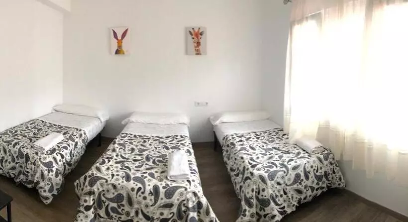 Albergue Pensión Cabo Da Vila