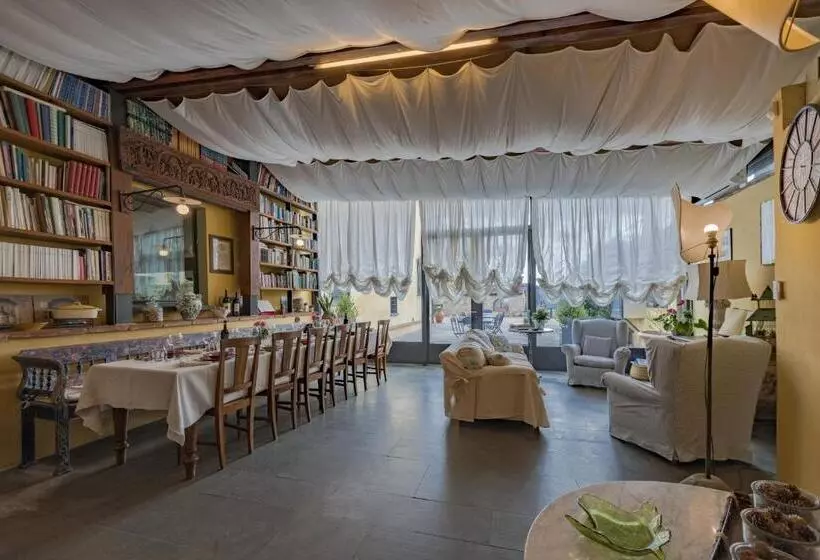 Aamiaismajoitus (B&B) La Casa Gialla