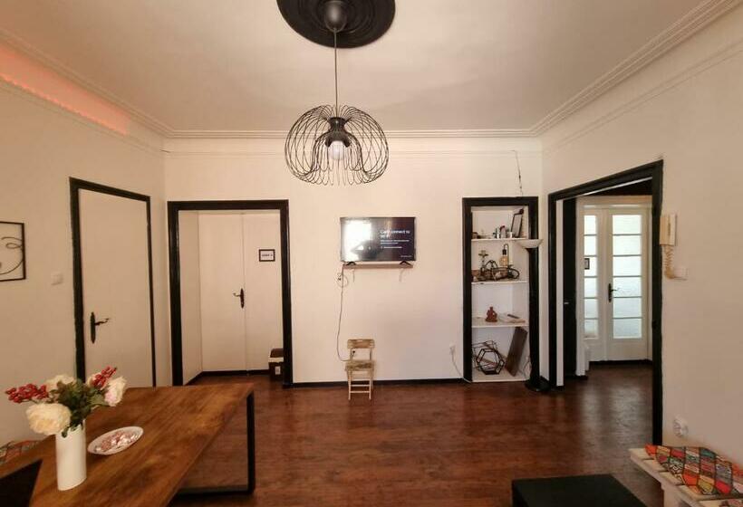 Downtown Belgrade Hostel And Apartments