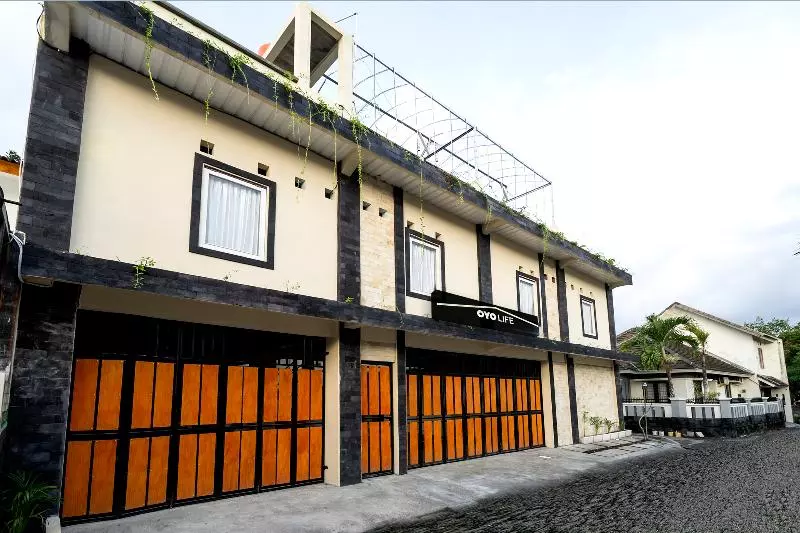 Hotelli Oyo 2098 Homestay Kk