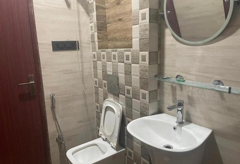 Hotel O Balaji Palace