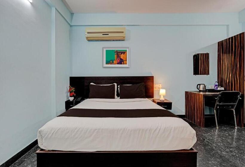 Hotel Oyo 69014 The New Golden Keys