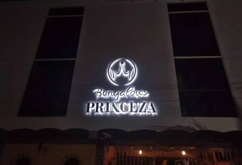 ユースホステル Bungalows Princeza Guayabitos