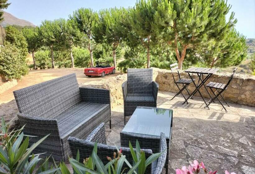 호텔 Casale Ginisara