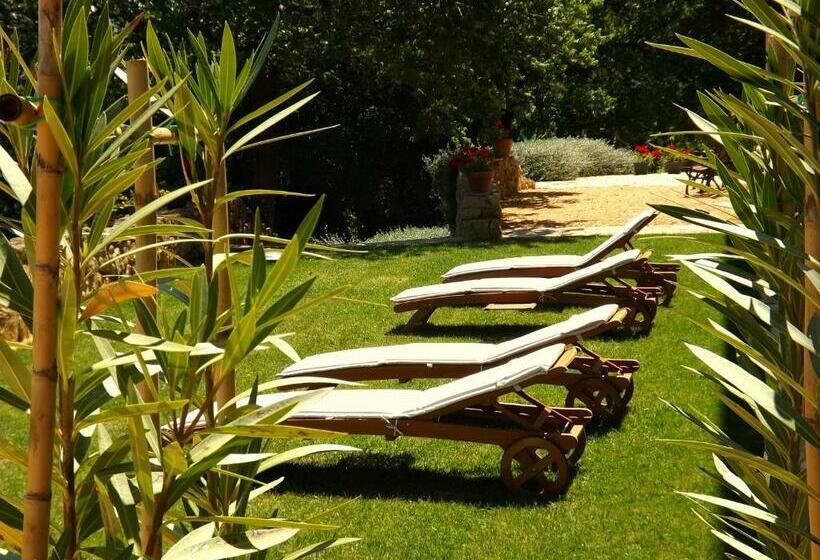 호텔 Casale Ginisara