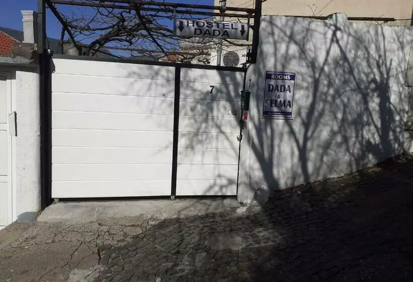 پانسیون Hostel Dada