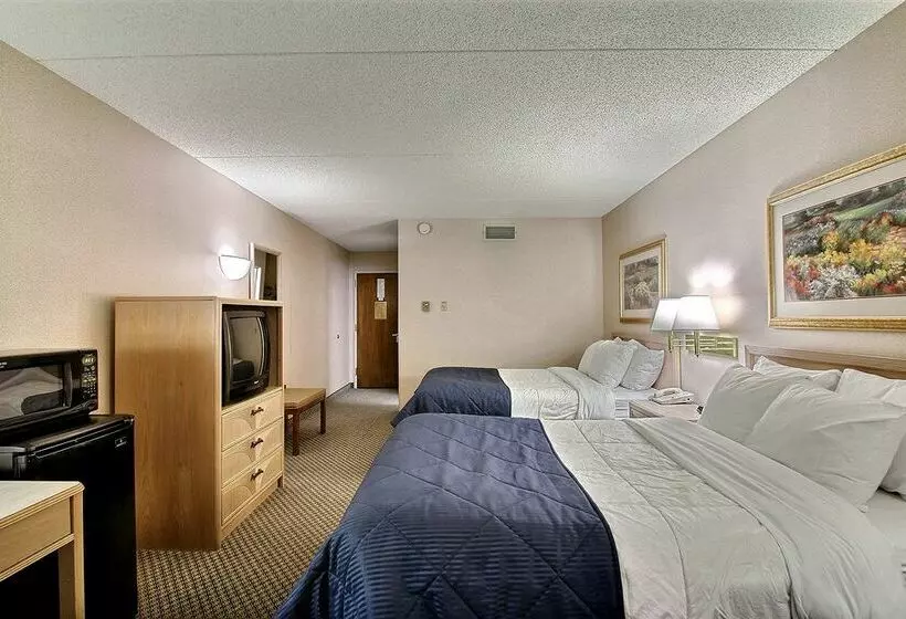 Clarion Hotel Muscatine