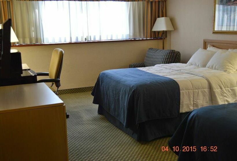 Clarion Hotel Muscatine