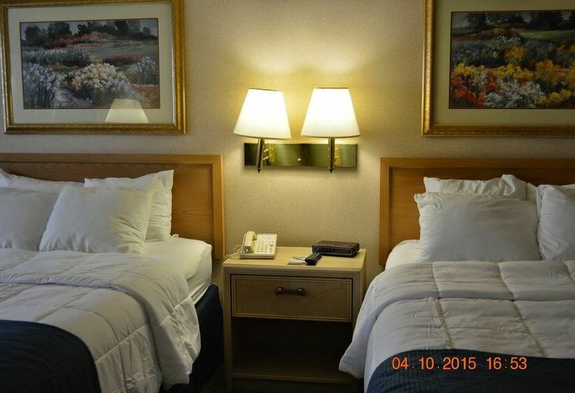 Clarion Hotel Muscatine