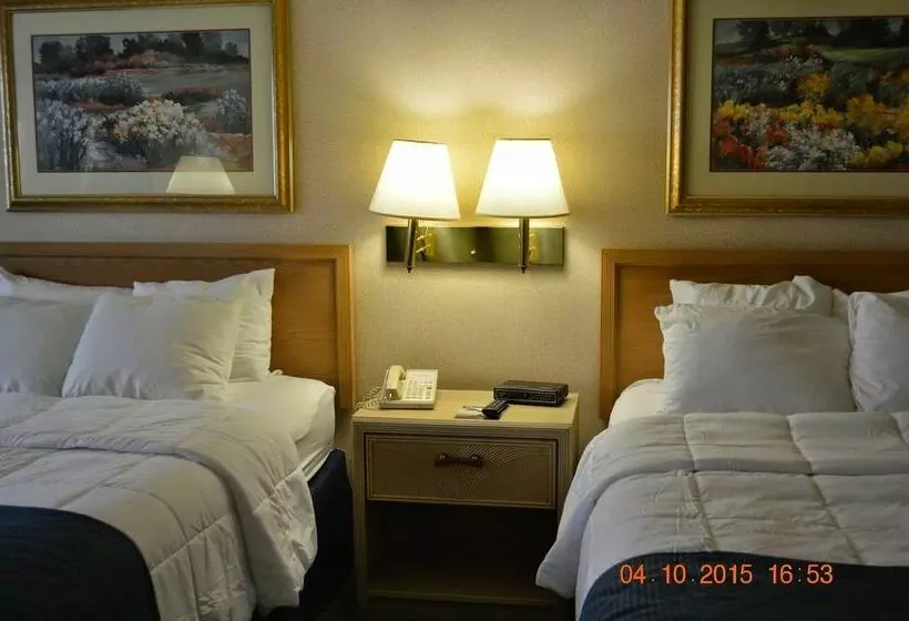 Clarion Hotel Muscatine