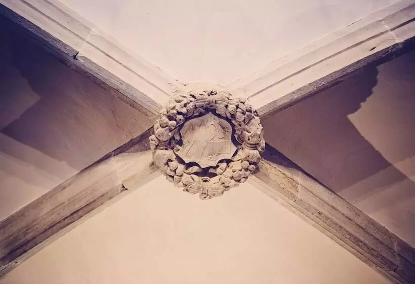 ホテル Chateau Des Ducs De Joyeuse